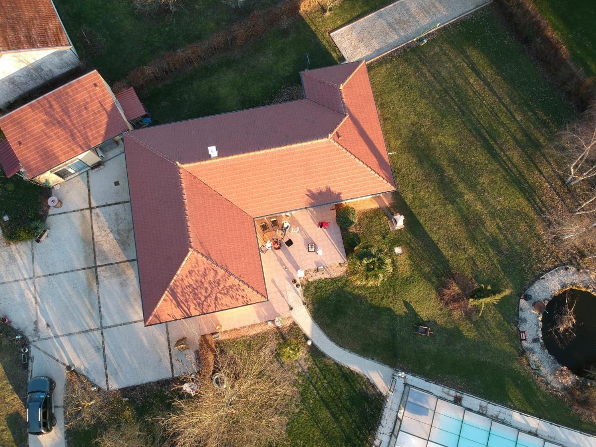 Alaguyauder Le Studio Chatillon-sur-Broue エクステリア 写真